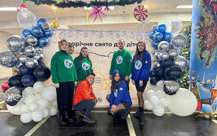 Новорічна казка від студентів УДУНТ_