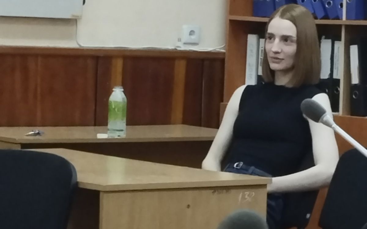 В УДУНТ відбувся успішний захист дисертації Віталія Савка з економіки_6_1