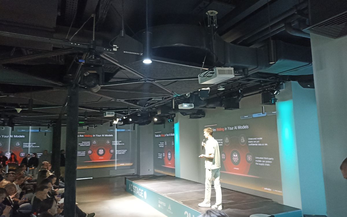 Делегація УДУНТ представила інноваційні розробки на 2U Tech Forum_5