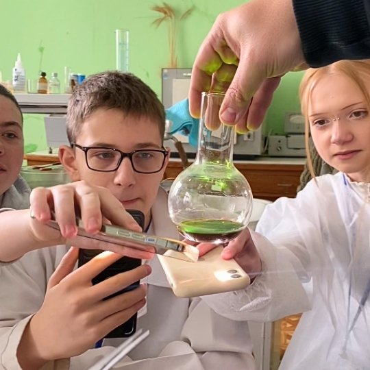 Освітній проєкт «GREEN-ED. Зелена освіта Дніпра» в УДУНТ став територією науки, інновацій і професійного вибору
